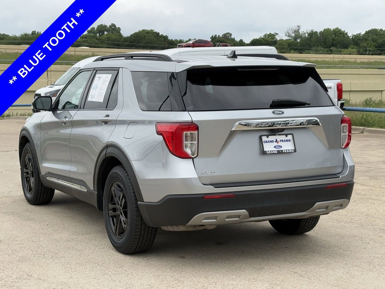 Certified 2023 Ford Explorer XLT w/ Equipment Group 202A RWD image 6