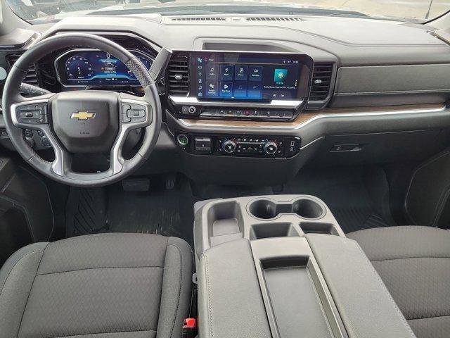 Used 2022 Chevrolet Silverado 1500 LT image 13