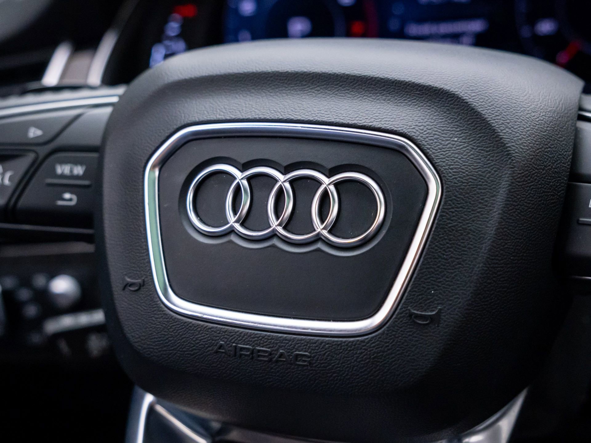 Used 2017 Audi Q7 3.0T Prestige w/ Prestige Package image 22