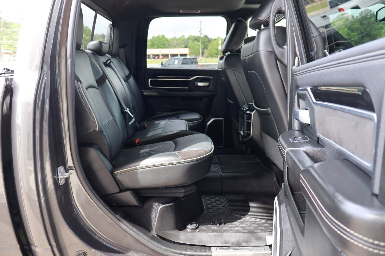 Used 2020 RAM 2500 Laramie w/ Night Edition image 12