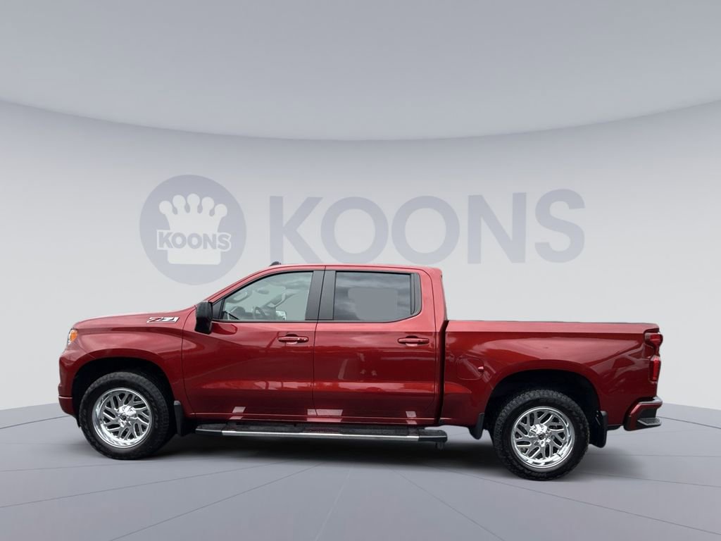 Used 2024 Chevrolet Silverado 1500 RST AWD/4WD image 2