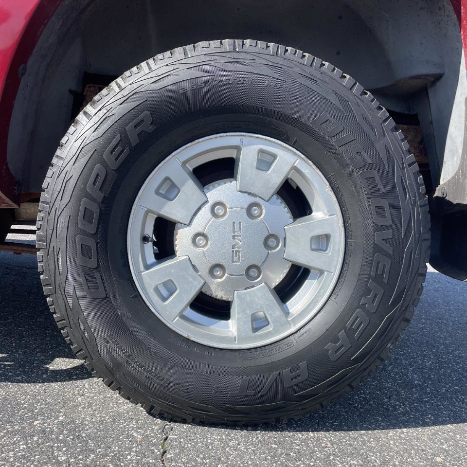 Used 2005 GMC Canyon SLE AWD/4WD image 24