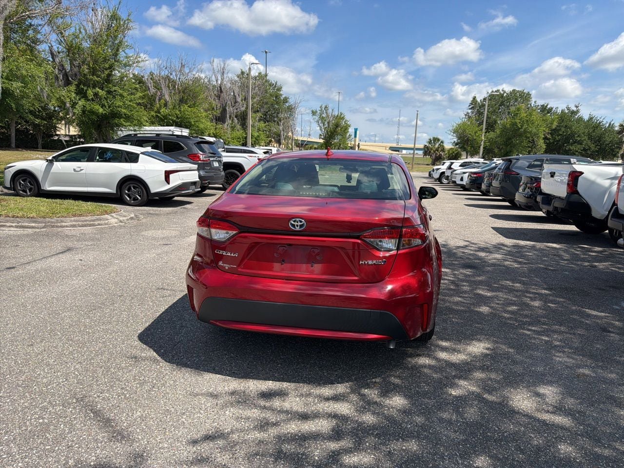Used 2021 Toyota Corolla LE FWD image 4