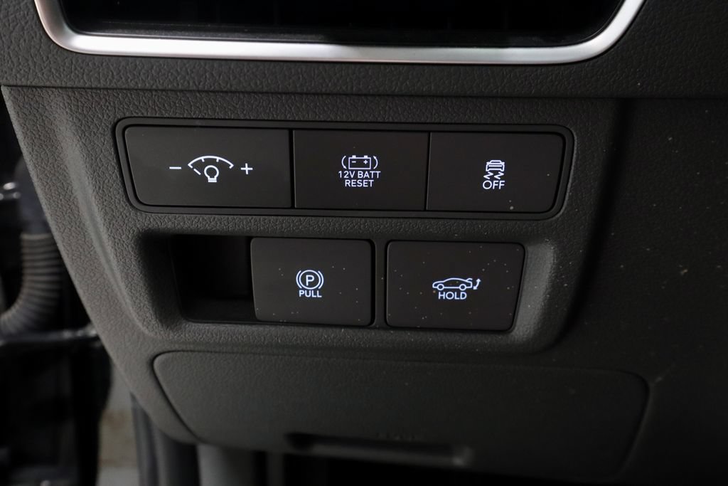 Used 2025 Hyundai Sonata Limited FWD image 33