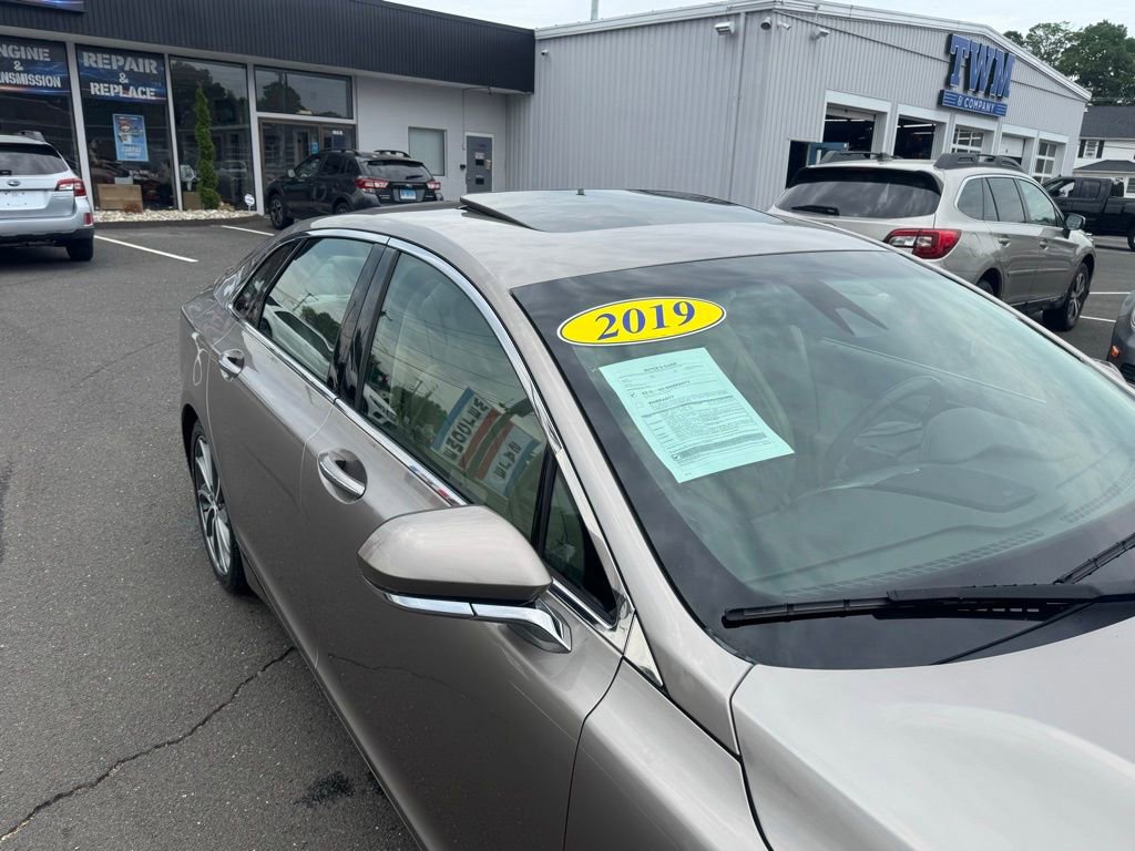 Used 2019 Lincoln MKZ Reserve w/ Reserve Plus Package AWD/4WD image 10