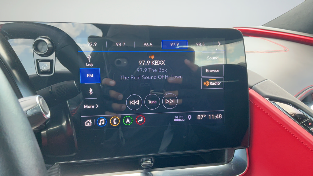 Used 2020 Chevrolet Corvette Stingray Premium Cpe w/ 3LT Preferred Equipment Group RWD image 7