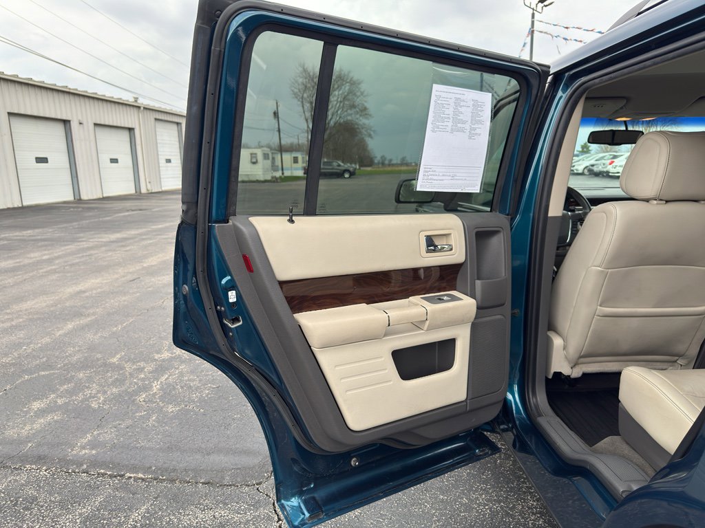 Used 2011 Ford Flex SEL w/ Rapid Spec Order Code image 15