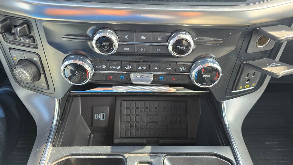 Used 2023 Ford F150 Lariat w/ FX4 Off-Road Package image 26