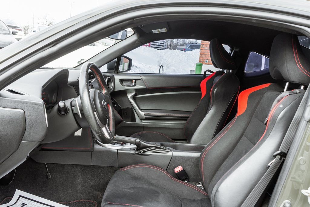 Used 2014 Scion FR-S RWD image 22
