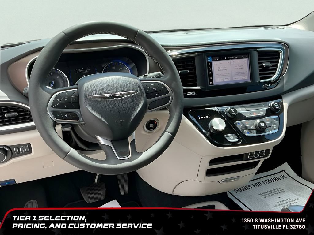 Used 2023 Chrysler Voyager LX FWD image 20