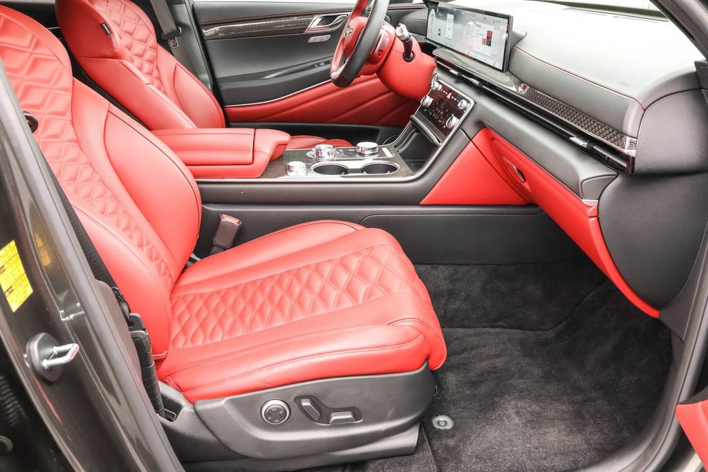 Used 2025 Genesis GV80 3.5T e-SC image 37