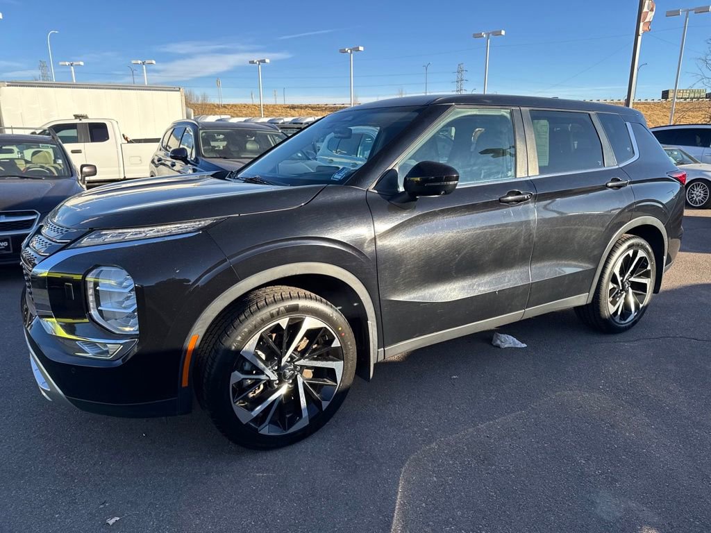 Used 2022 Mitsubishi Outlander SE image 20