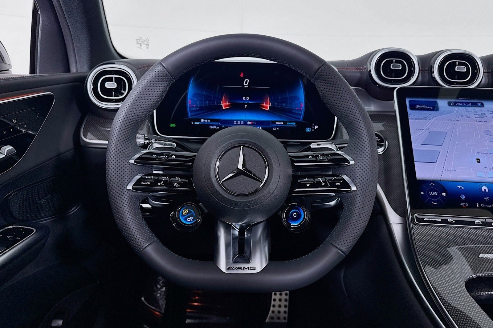 New 2026 Mercedes-Benz GLC 43 AMG 4MATIC image 11