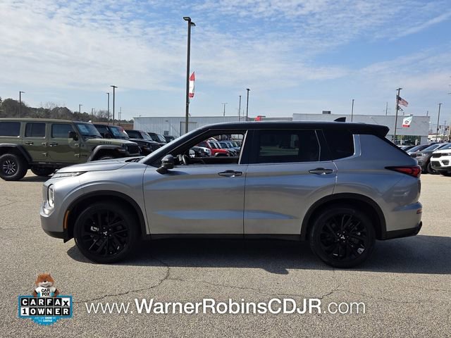 Used 2023 Mitsubishi Outlander SEL image 4