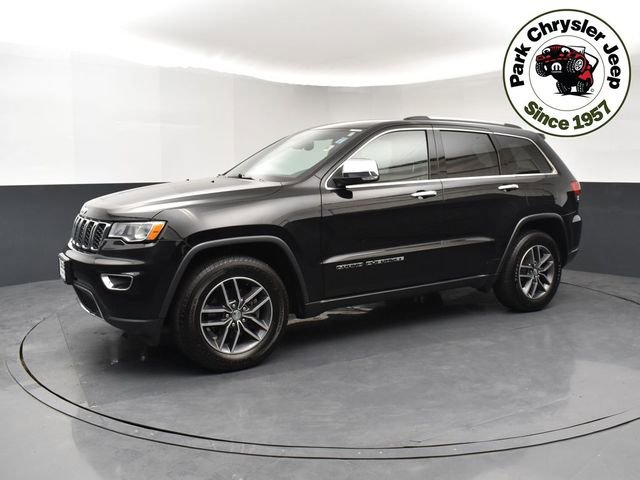 Used 2017 Jeep Grand Cherokee Limited w/ Trailer Tow Group IV AWD/4WD image 3