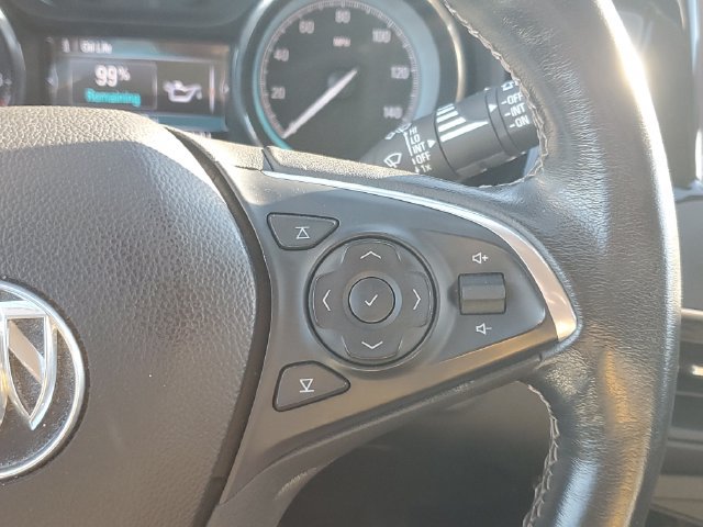 Certified 2018 Buick Envision Essence FWD image 23