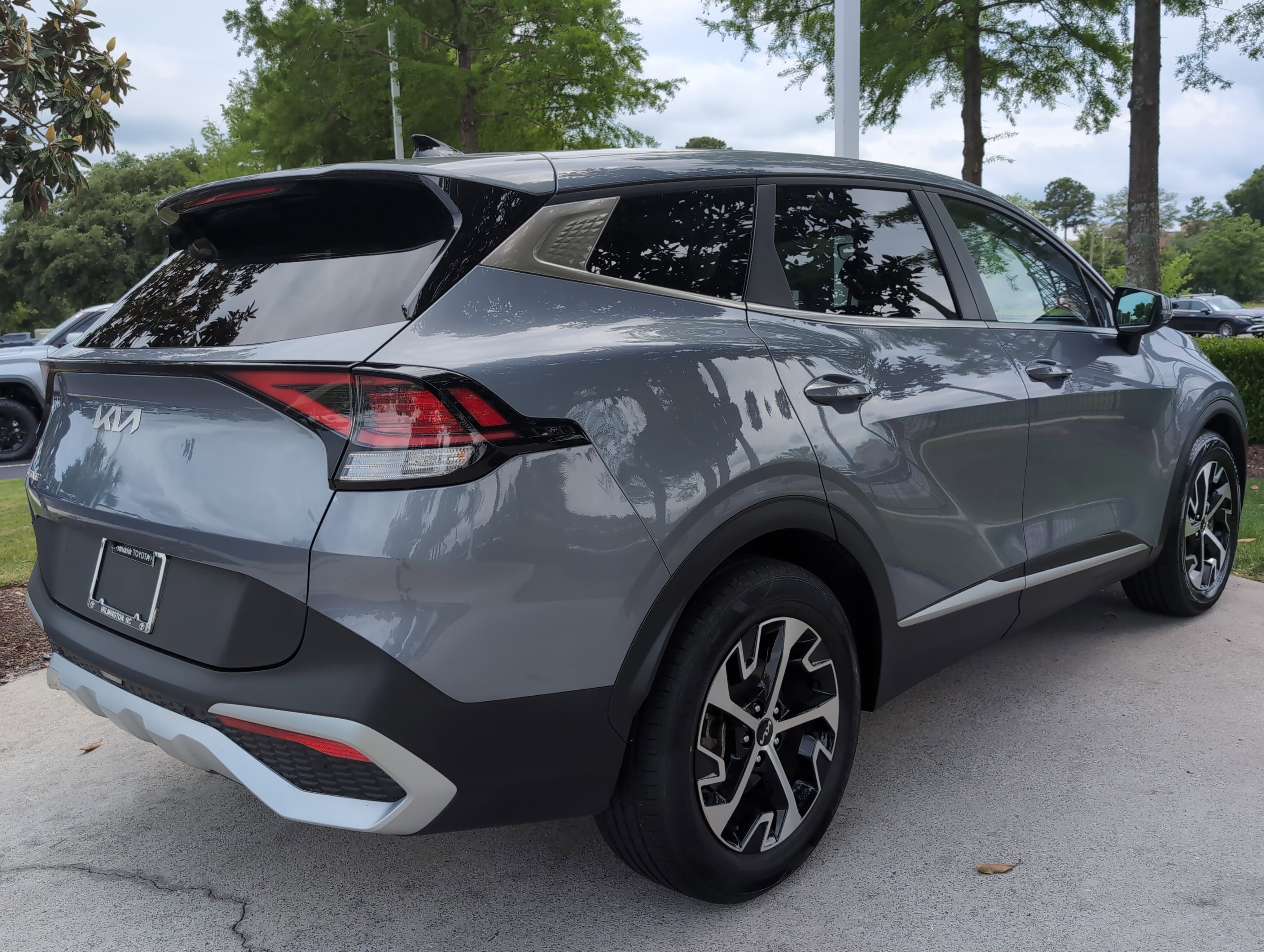Used 2023 Kia Sportage EX FWD image 10