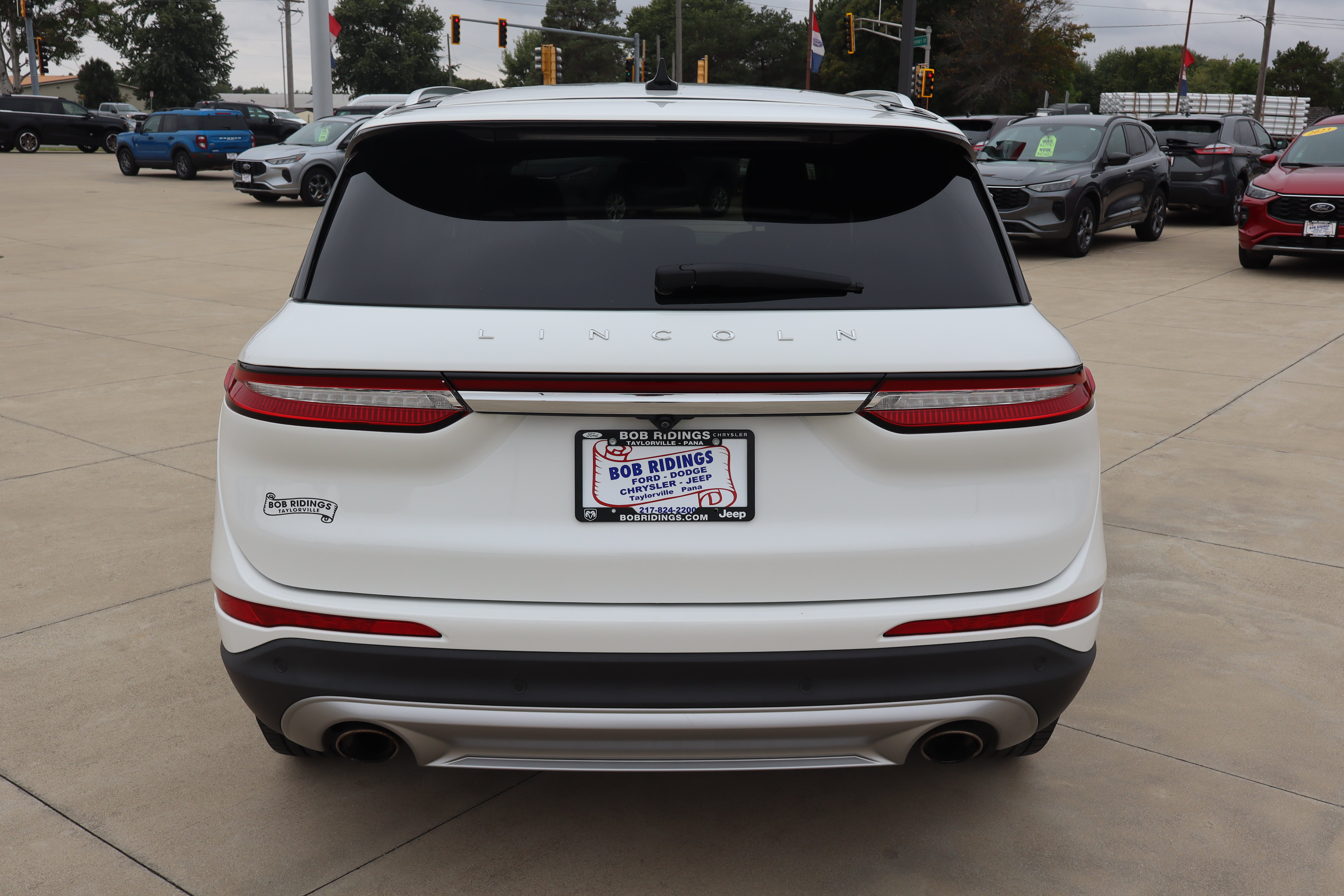 Used 2022 Lincoln Corsair FWD w/ Equipment Group 101A image 7