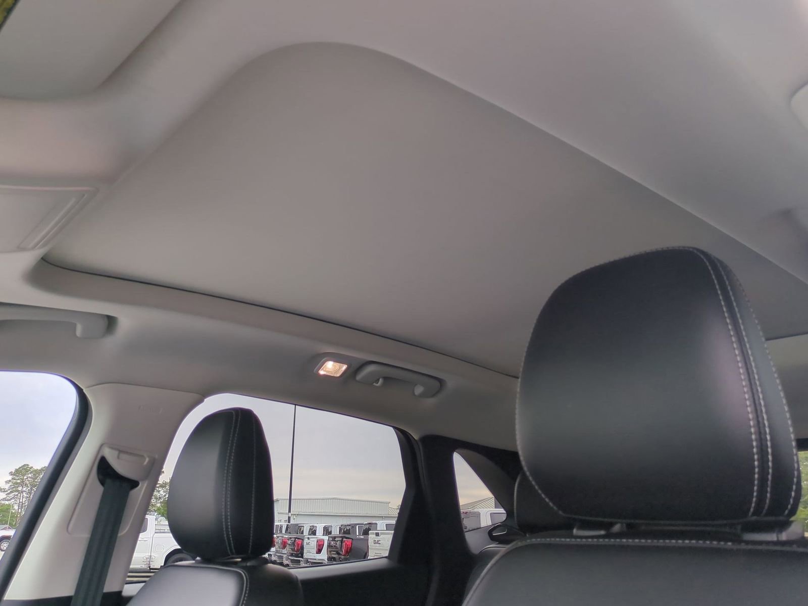 Used 2022 Ford Escape SEL FWD image 19