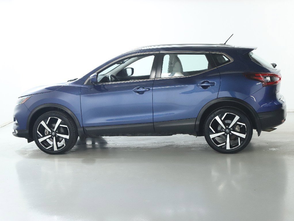 Used 2022 Nissan Rogue Sport SL w/ Premium Package image 40