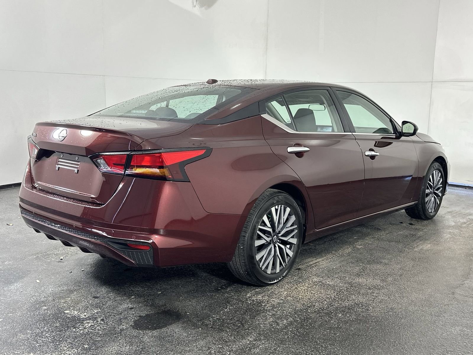 Certified 2025 Nissan Altima 2.5 SV image 8