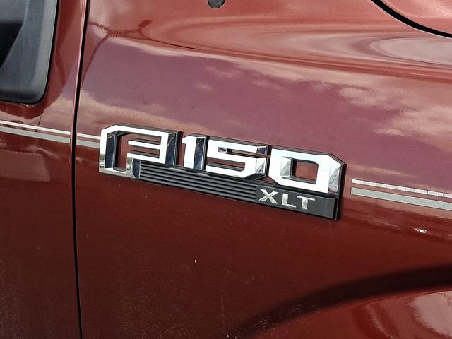 Used 2017 Ford F150 XLT w/ Equipment Group 302A Luxury image 10