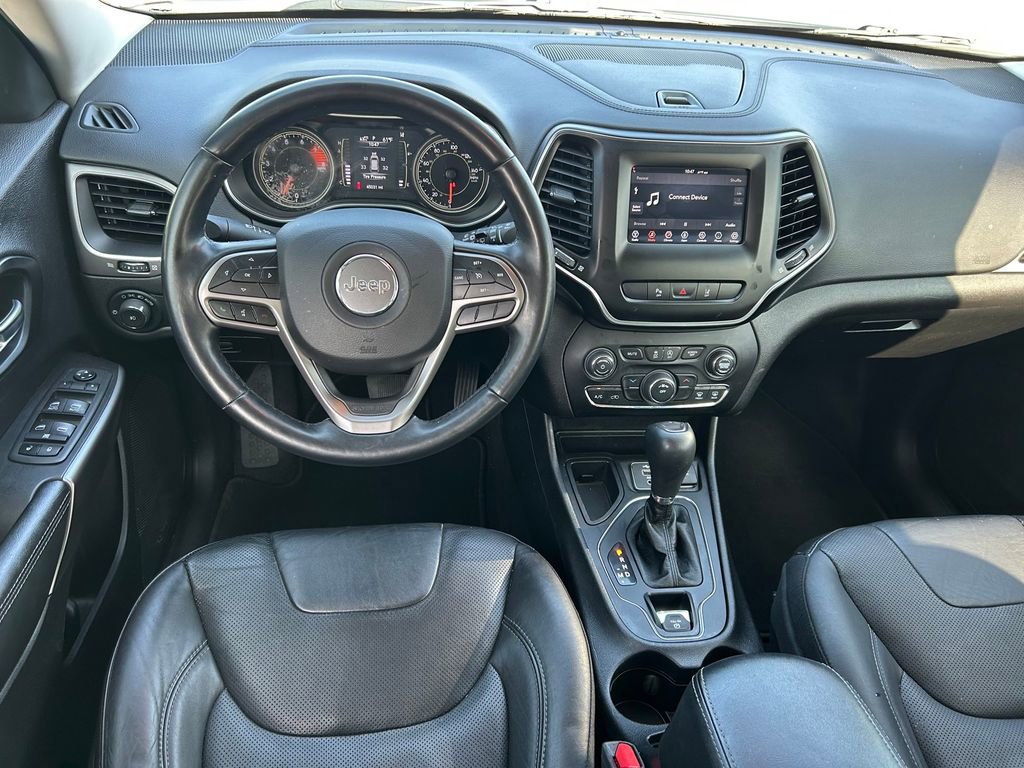 Used 2021 Jeep Cherokee Latitude Lux FWD image 17