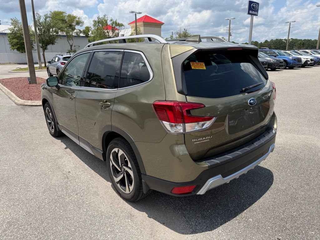 Used 2023 Subaru Forester Touring AWD/4WD image 9