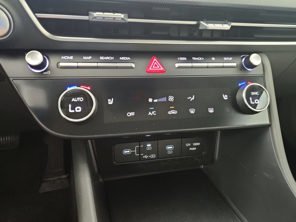 Used 2025 Hyundai Sonata SEL FWD image 26