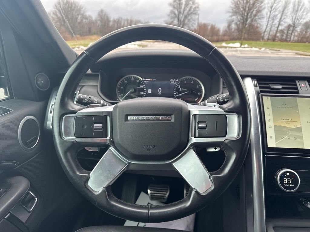 New 2023 Land Rover Discovery S R-Dynamic image 18