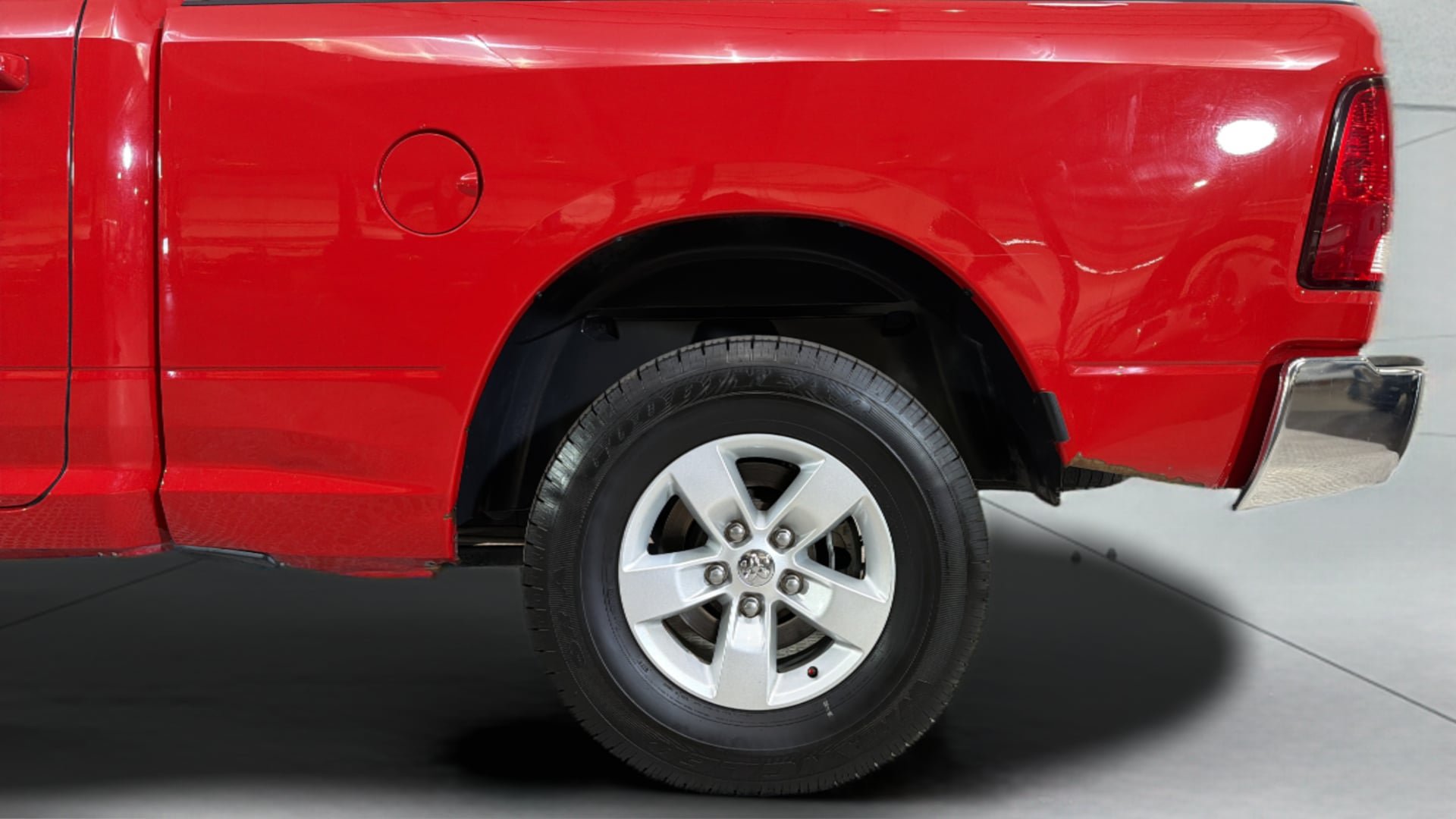 Used 2014 RAM 1500 Classic SLT RWD image 37