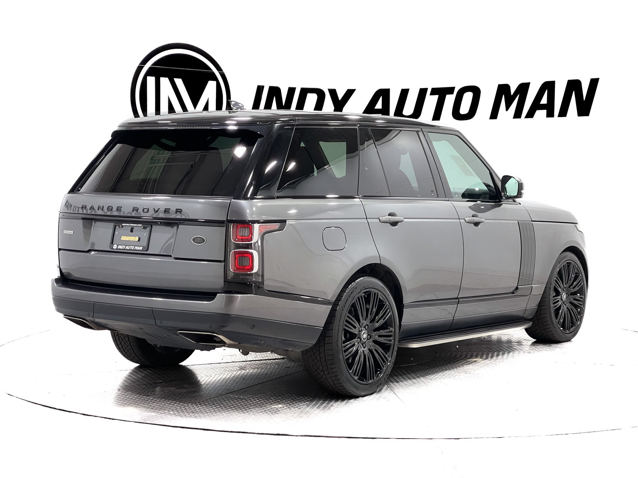 Used 2019 Land Rover Range Rover Supercharged AWD/4WD image 4