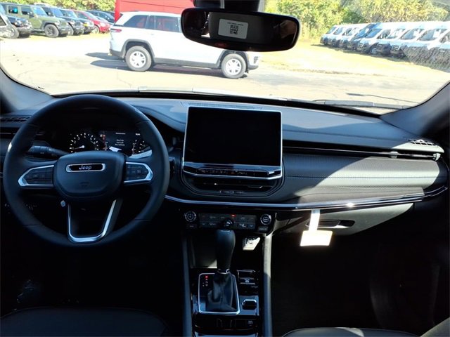 New 2026 Jeep Compass Limited image 13