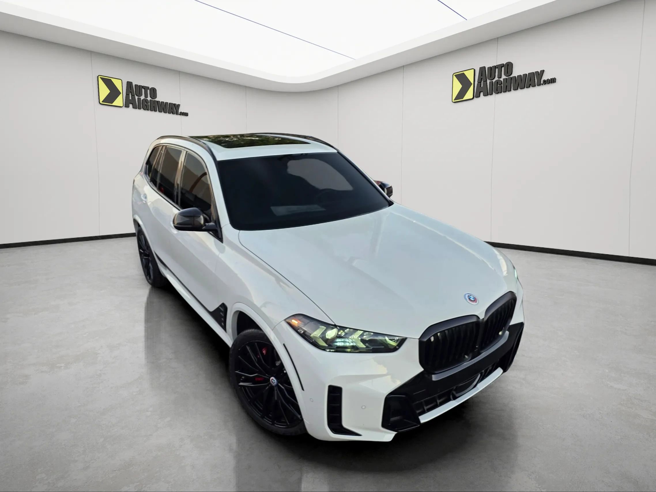 Used 2024 BMW X5 sDrive40i w/ M Sport Package image 18