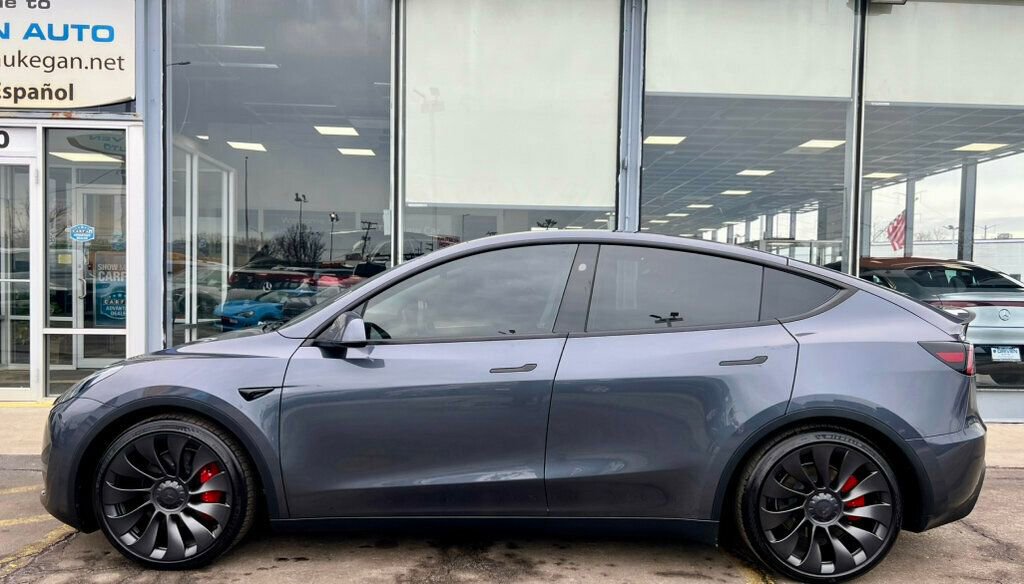 Used 2023 Tesla Model Y Performance image 28