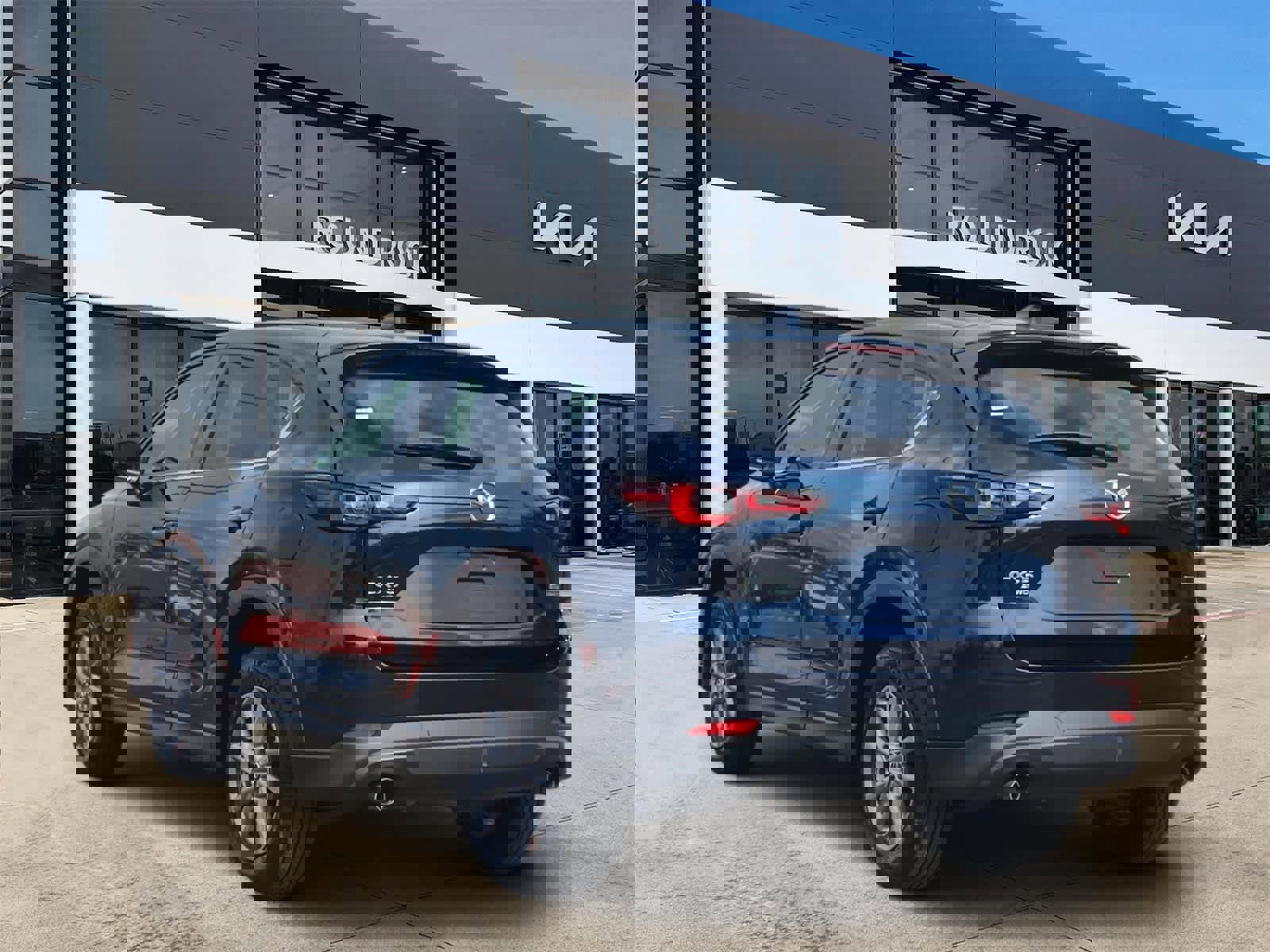 Used 2023 MAZDA CX-5 AWD 2.5 S w/ Select Package image 6