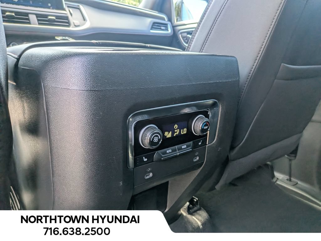 Used 2022 Chevrolet Tahoe RST w/ Luxury Package AWD/4WD image 30