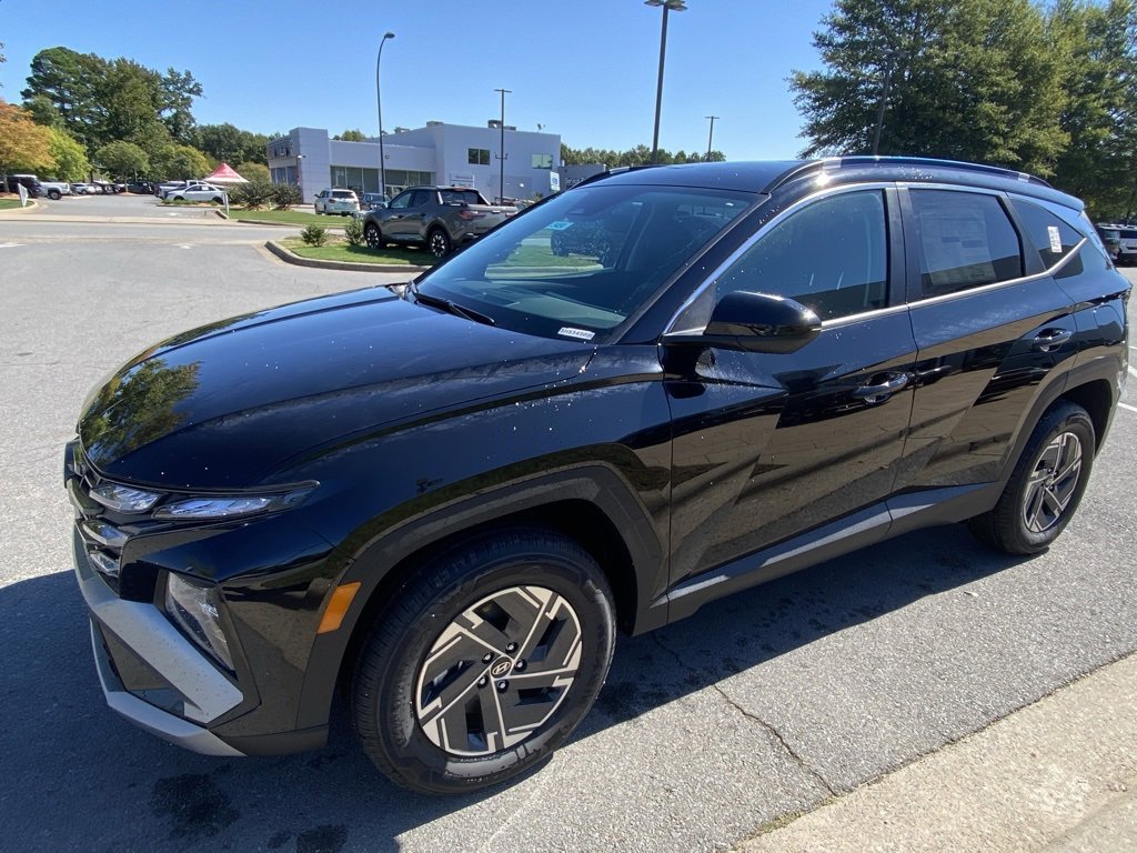 New 2025 Hyundai Tucson Blue w/ Tow & Go Package image 3