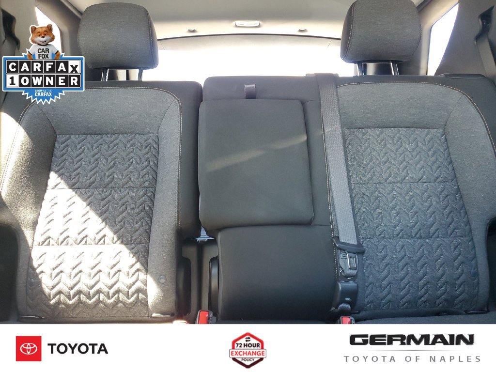 Used 2024 Chevrolet Equinox LT FWD image 30