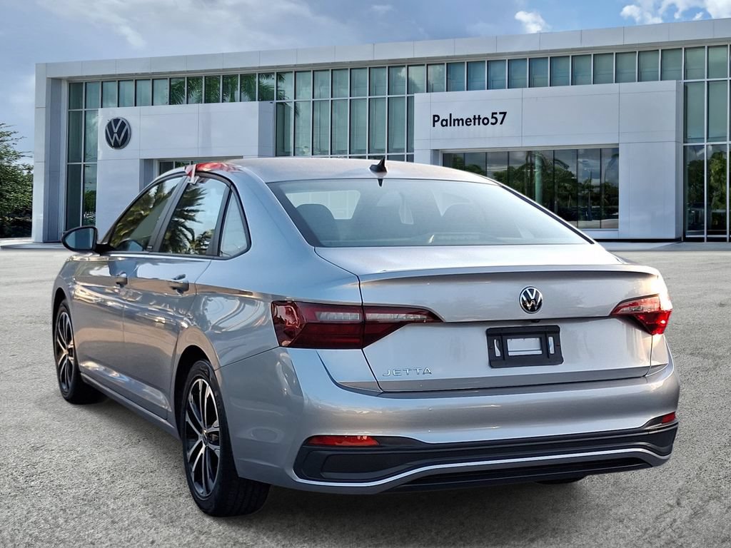 Certified 2023 Volkswagen Jetta Sport FWD image 4