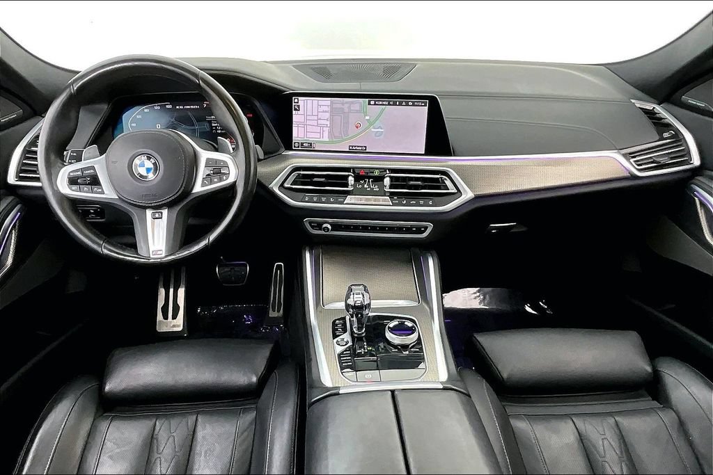 Used 2022 BMW X6 M50i w/ Premium Package AWD/4WD image 18