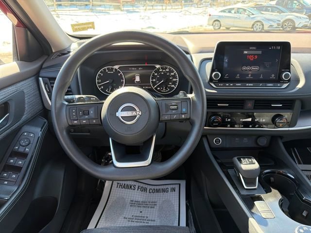 Used 2023 Nissan Rogue SV image 14