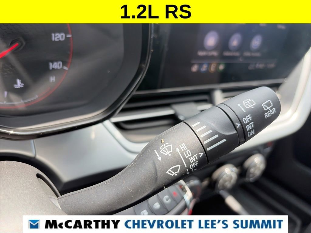 Used 2025 Chevrolet Trax RS w/ Driver Confidence Package FWD image 22