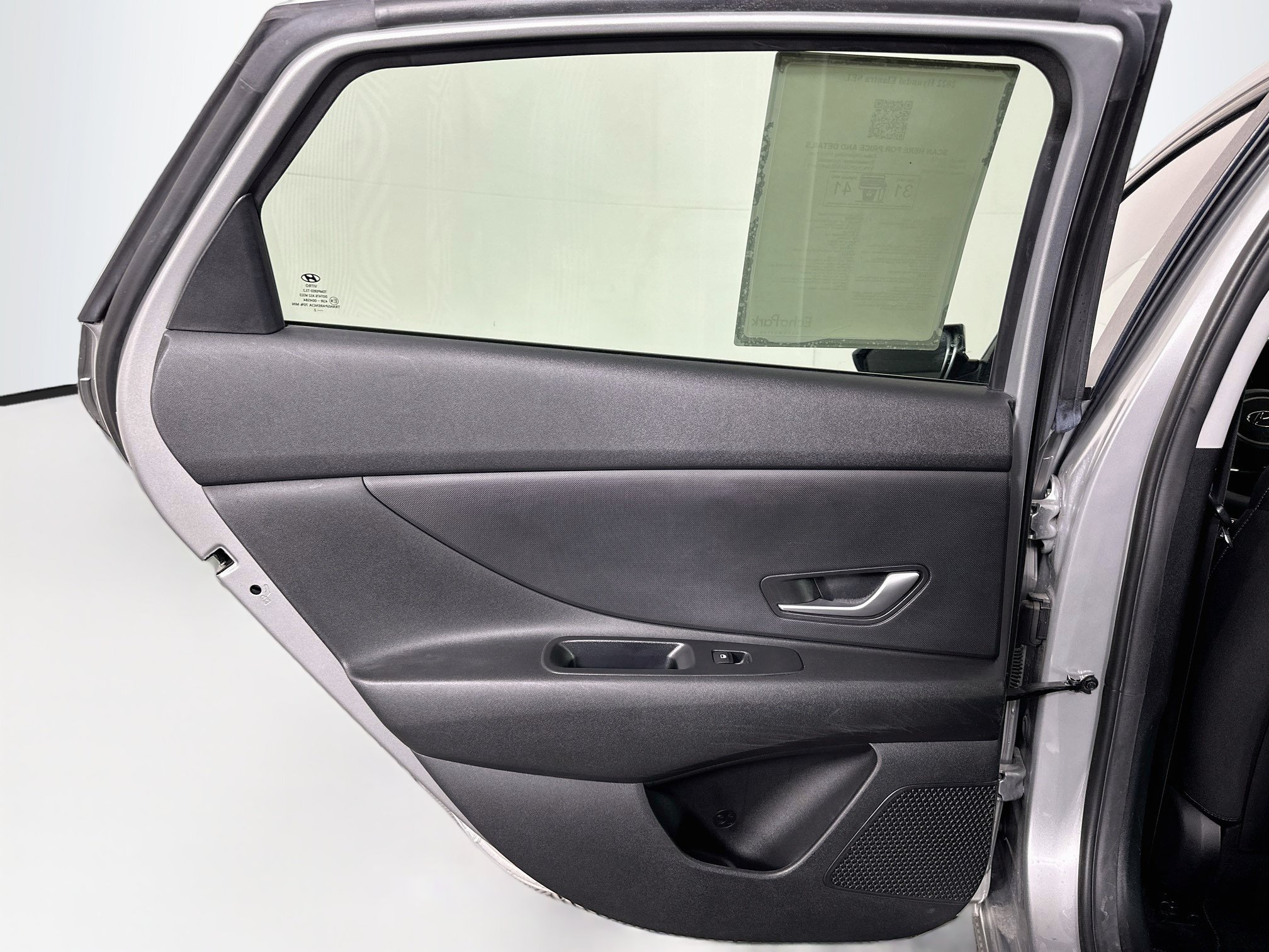Used 2022 Hyundai Elantra SEL FWD image 27