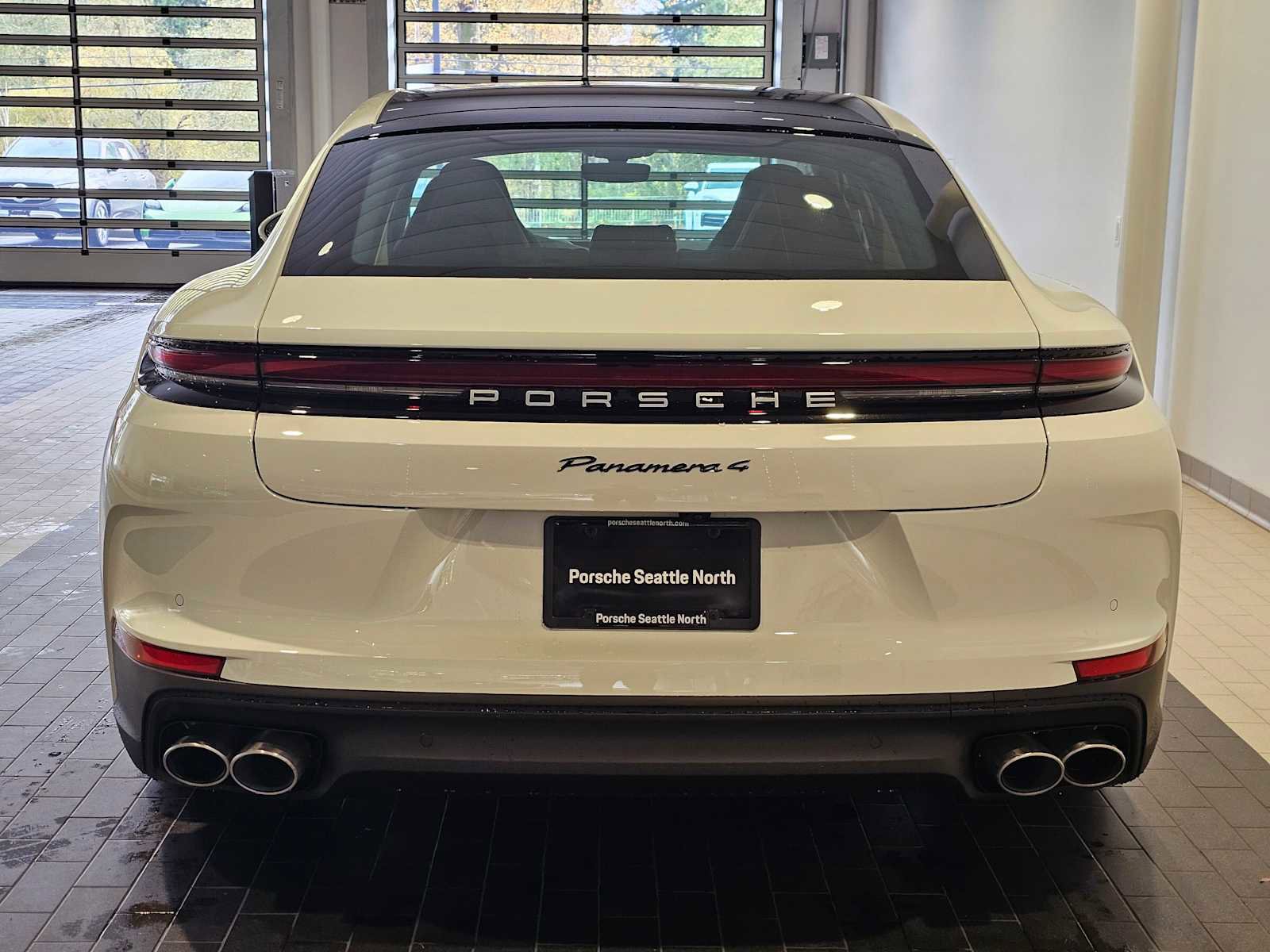 Used 2025 Porsche Panamera 4 image 6