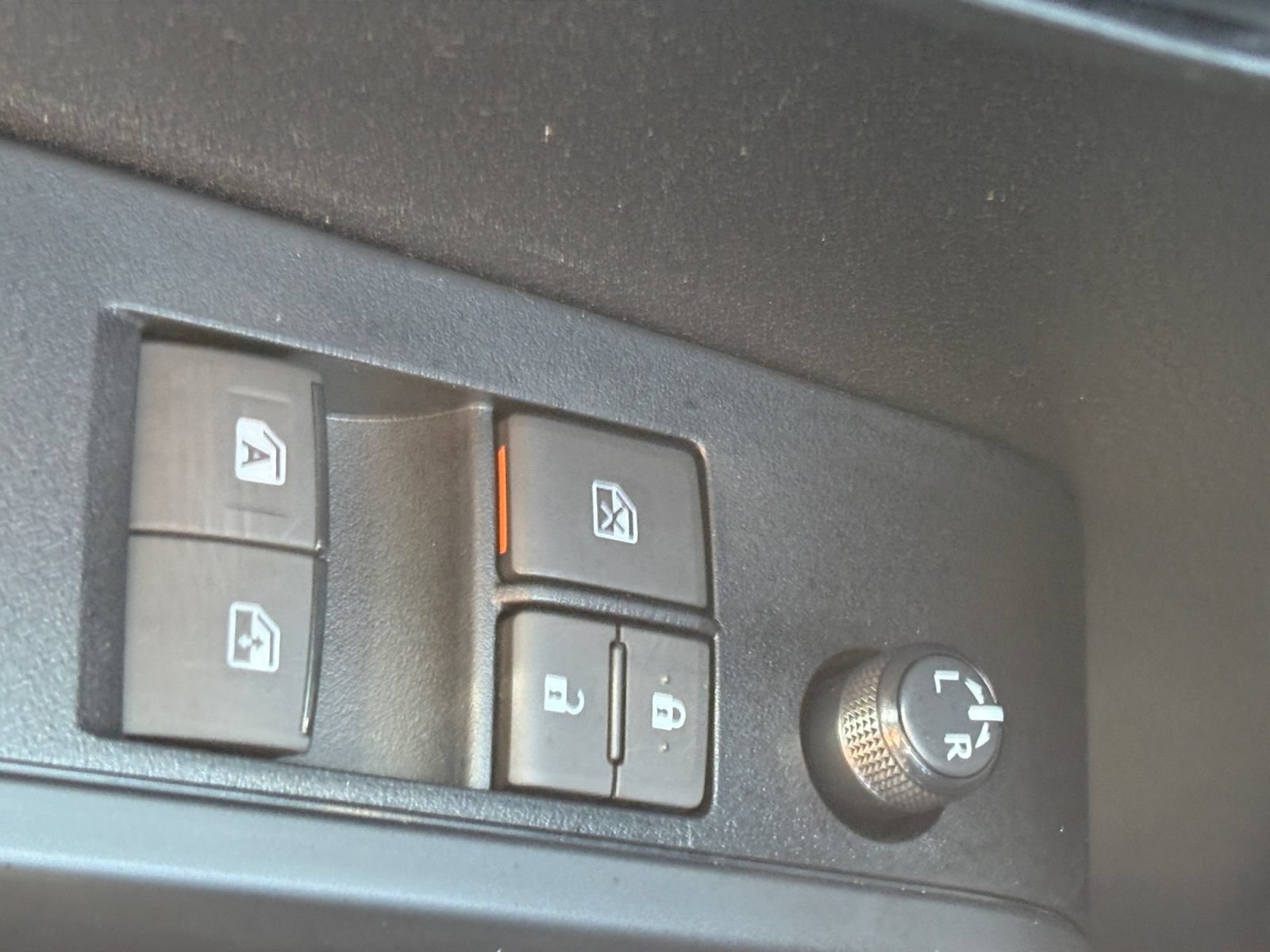 Used 2023 Toyota Tacoma SR RWD image 12