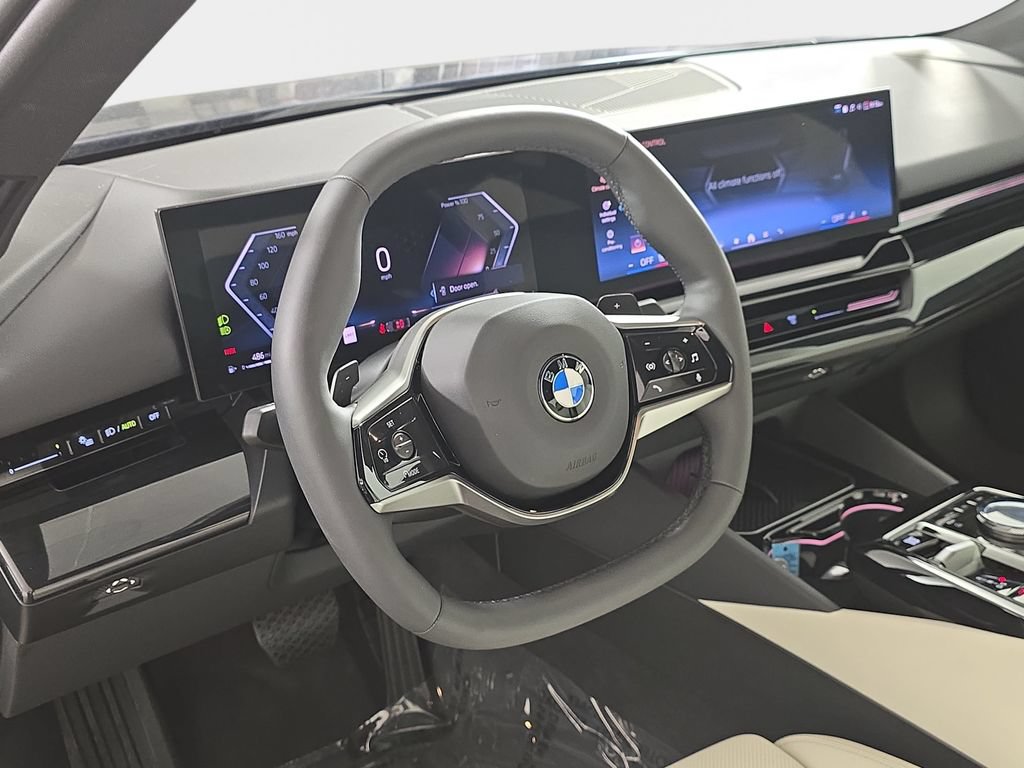 Used 2026 BMW 530i xDrive w/ Convenience Package AWD/4WD image 16