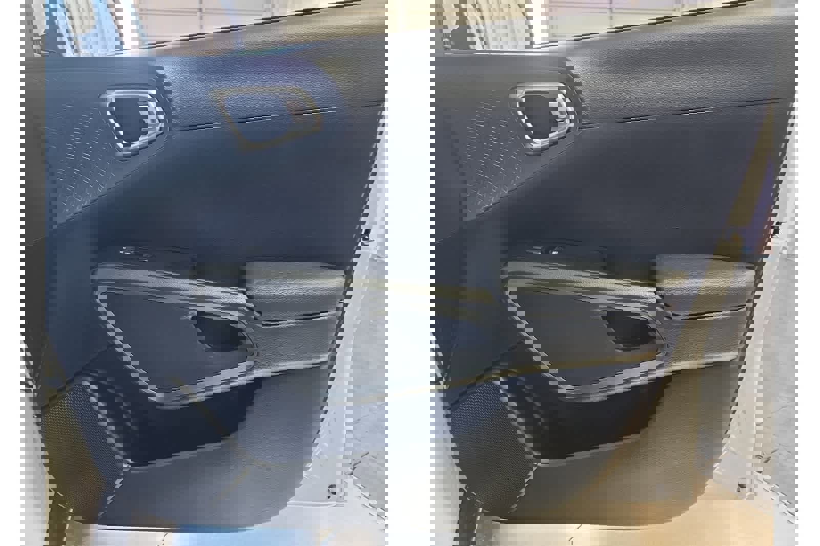 Used 2025 Kia Soul EX image 17