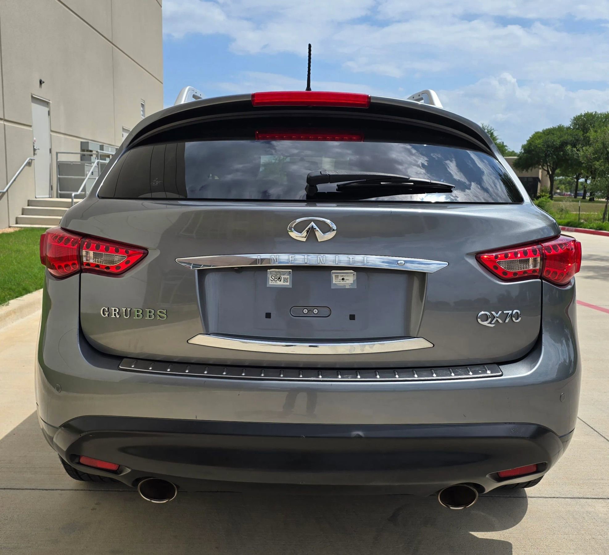 Used 2015 INFINITI QX70 2WD w/ Premium Package image 10