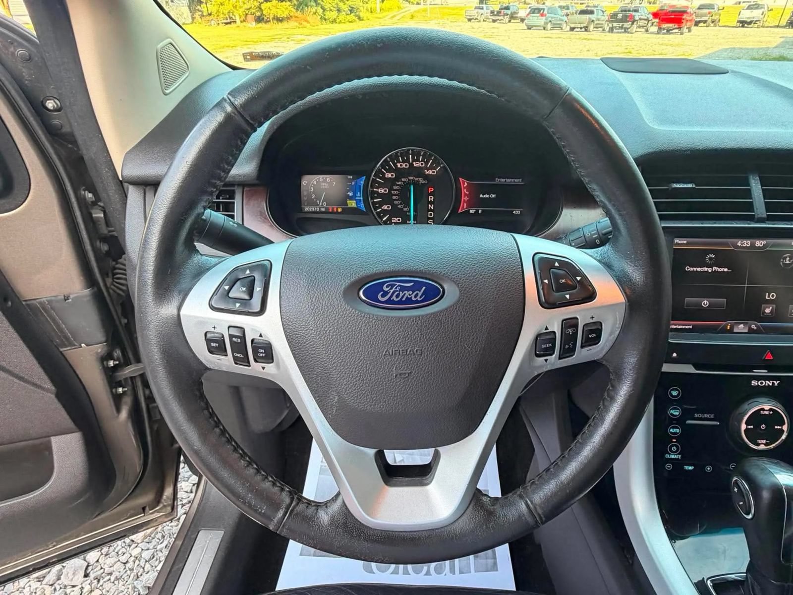 Used 2013 Ford Edge Limited w/ Driver Entry Pkg FWD image 11